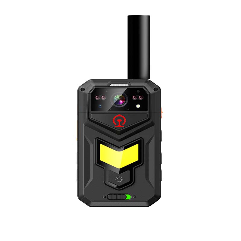 纯国产鸿蒙 5G 执法记录仪 IP68 防水三镜头北斗现场视频记录仪
